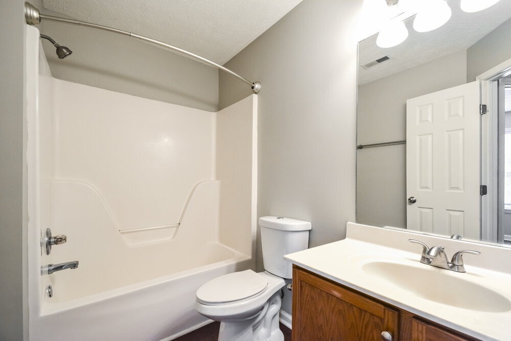Building Photo - 915 Buckhaven Dr