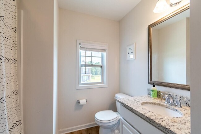 Building Photo - 510 Kittiwake Ln