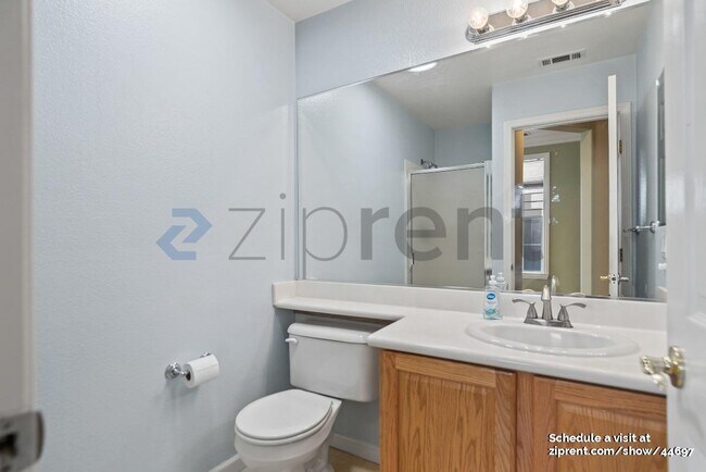 Building Photo - 5536 Cooney Pl