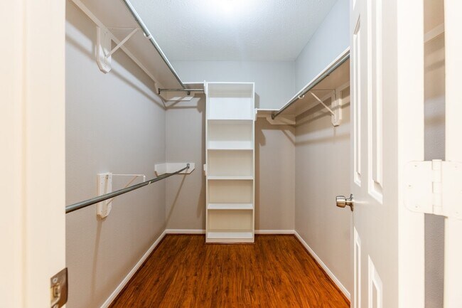 Building Photo - 11727 Inga Ln