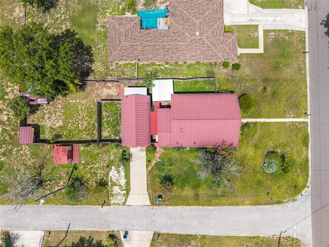 Building Photo - 916 Cohassett Ave