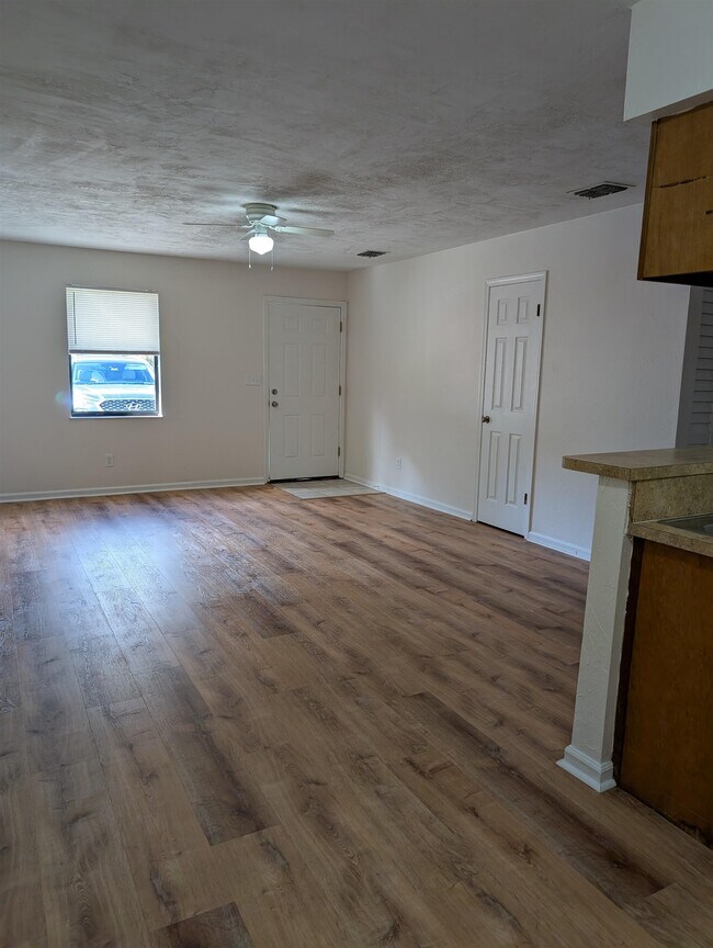 Building Photo - 3891 Osprey Cir