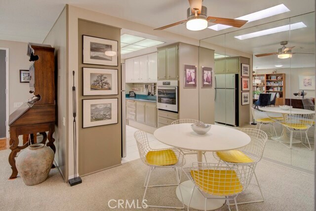 Building Photo - 315 Avenida Castilla