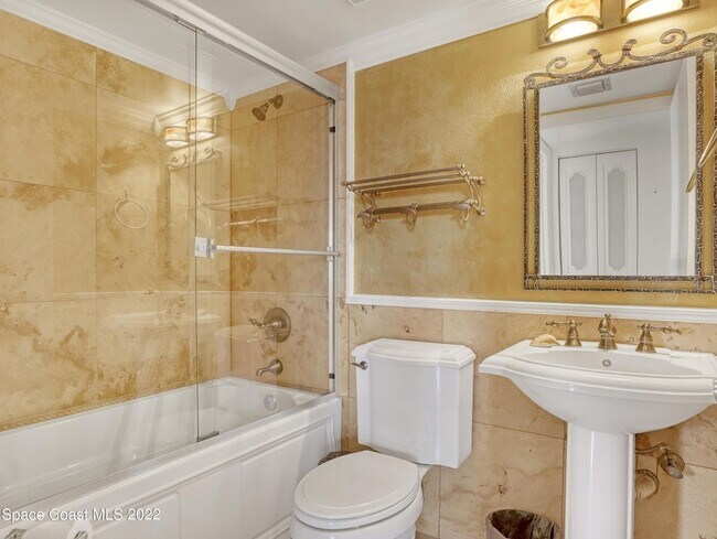 Building Photo - 1860 N Atlantic Ave