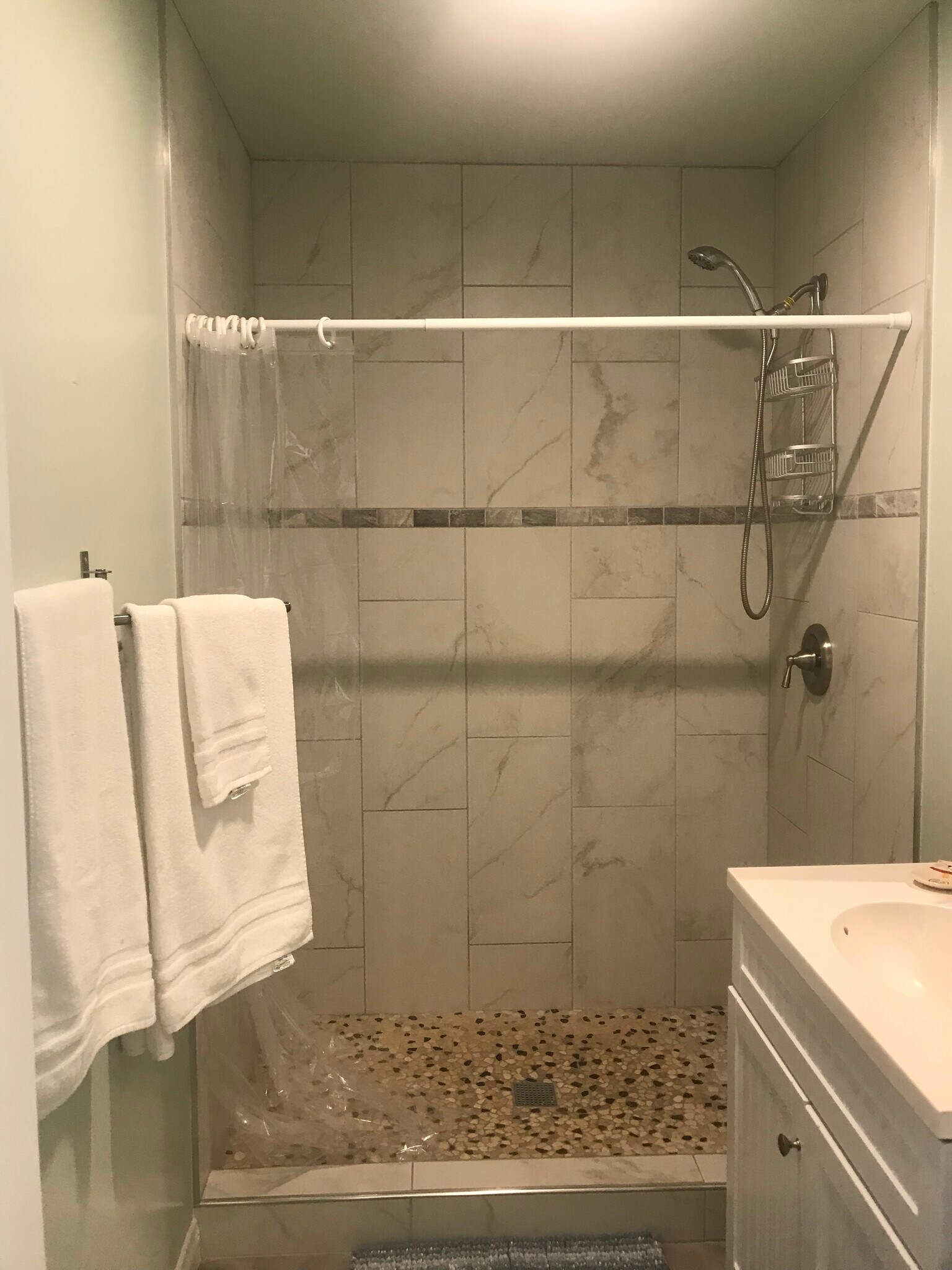 Building Photo - 632 Maria Ave