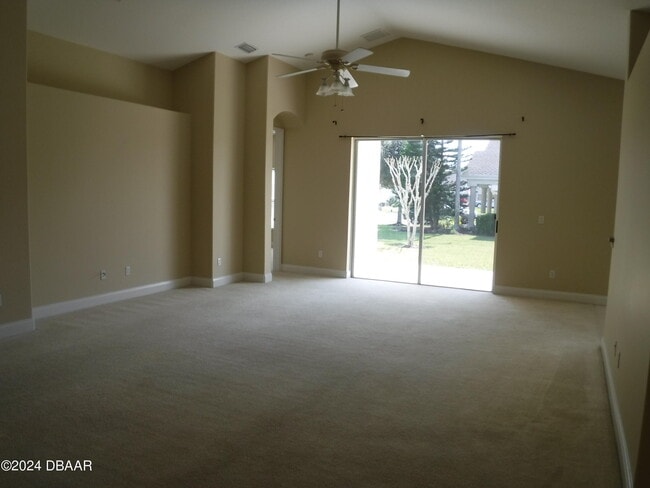 Building Photo - 1442 Areca Palm Dr