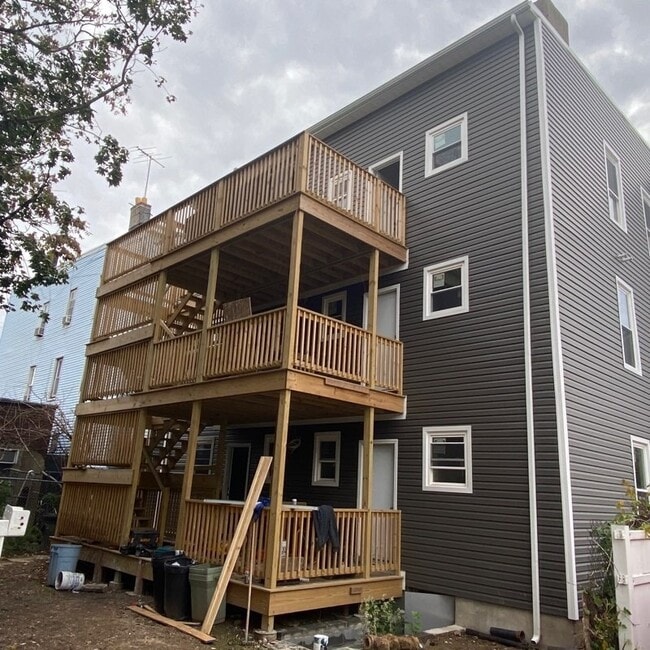 Building Photo - 550 South 18th Street, Unit 2R