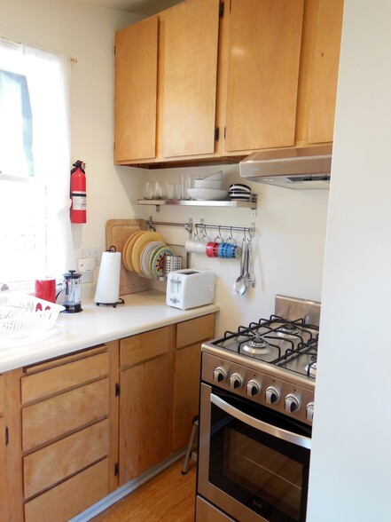 gas stove, all dishes & all cookware - 1836 Francisco St