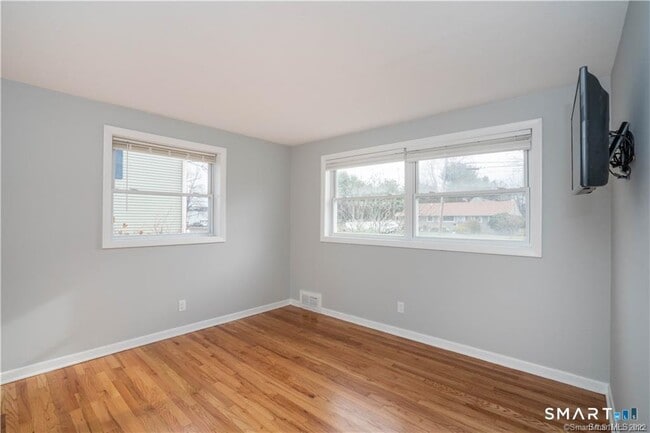 Building Photo - 34 John Smith Dr