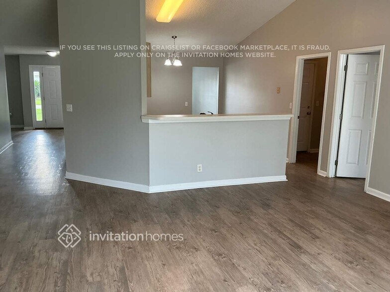 Building Photo - 762 Port Wine Ln