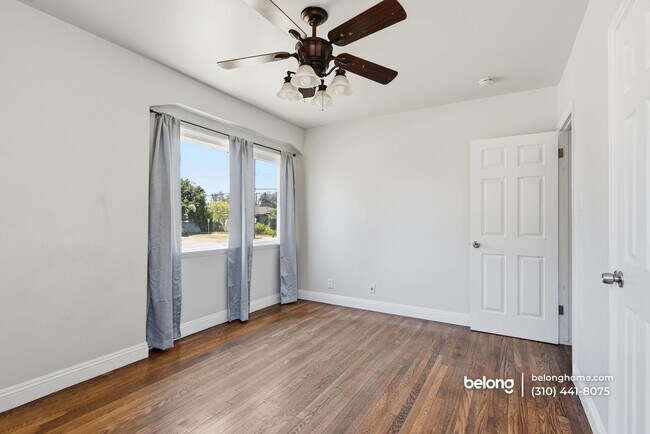 Building Photo - 7090 Lime Ave