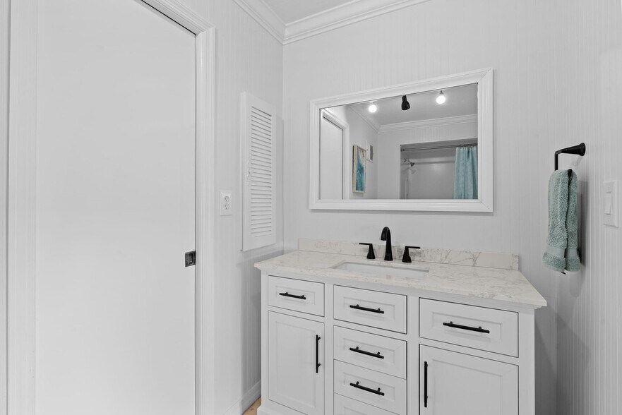 Building Photo - 3350 10th St N