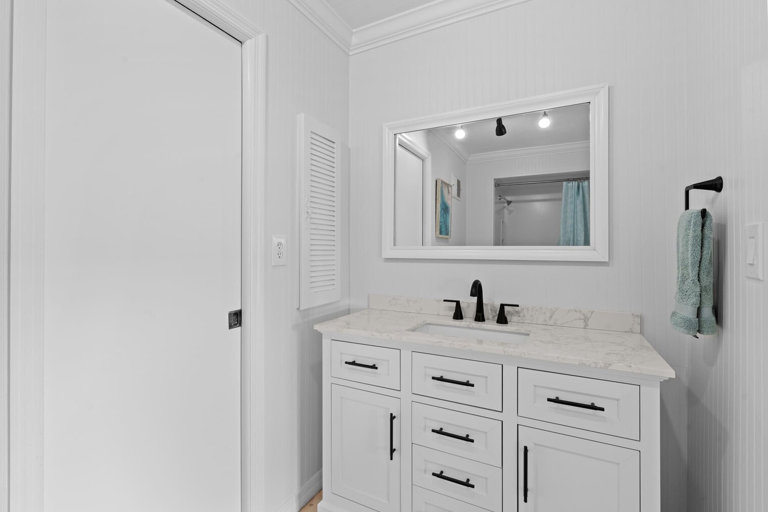 Building Photo - 3350 10th St N