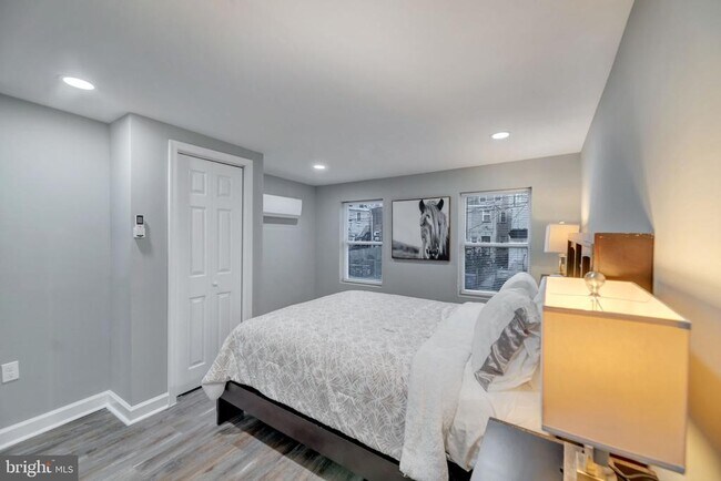 Building Photo - 1101 McKean Ave