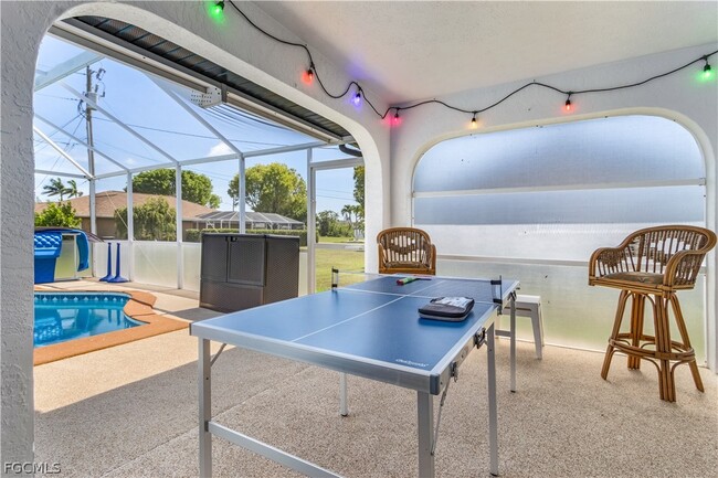 Building Photo - 428 SW 37th St