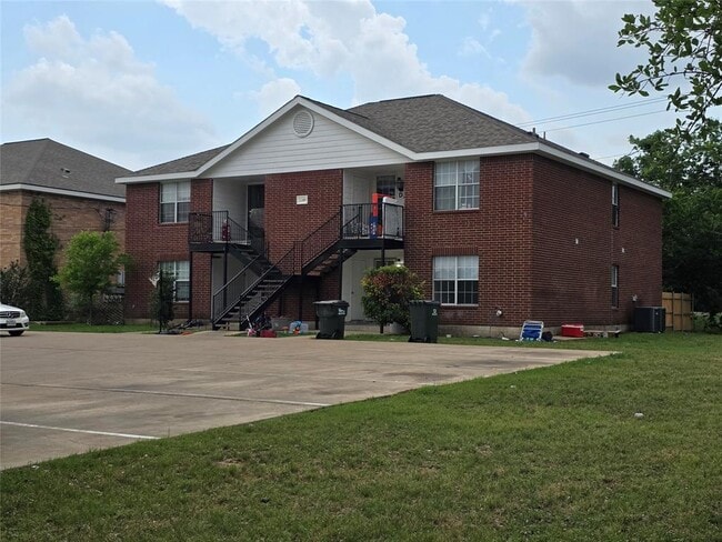Primary Photo - 2200 Katy Ln