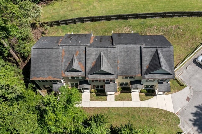 Building Photo - Welcome to Acorn Forest!