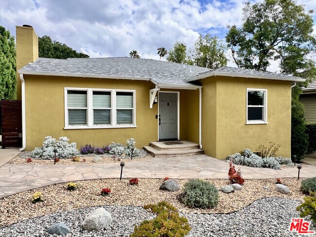 Building Photo - 390 N Baldwin Ave