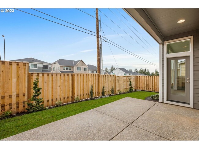 Building Photo - Beautiful 4 Bedroom + Office Home with Open Layout, Gourmet Kitchen & Large Entertainment Room