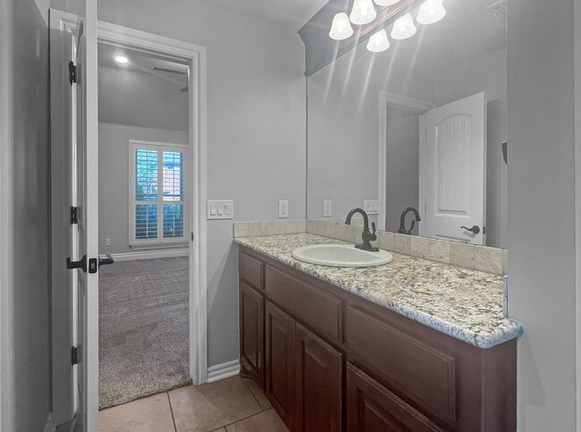 Building Photo - 903 SW 78th St