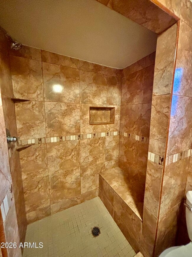 Building Photo - 2417 N Franklin St