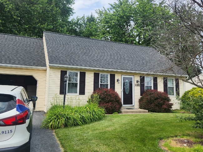 Building Photo - 3181 Thornapple Dr