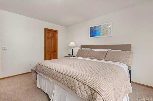 Building Photo - 23032 E Alamo Pl