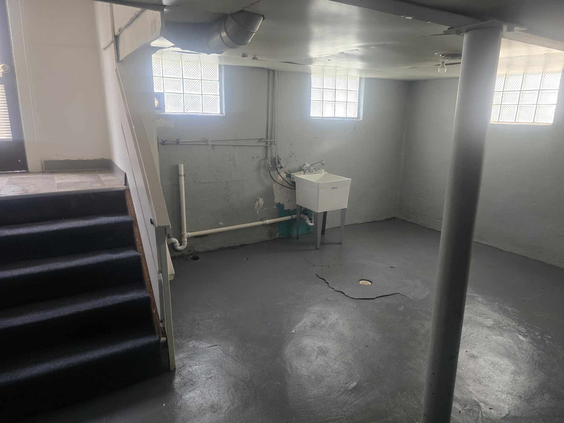 Building Photo - 4426 Schulte Dr