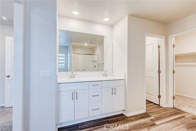 Building Photo - 36469 Shine Dr