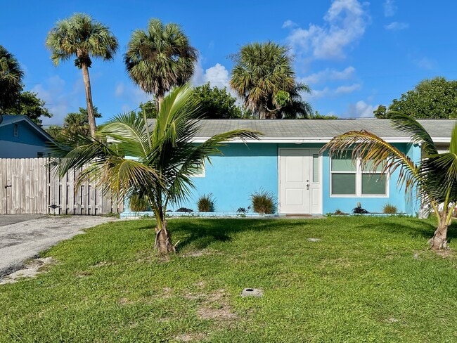 Primary Photo - 406 Robalo Ct
