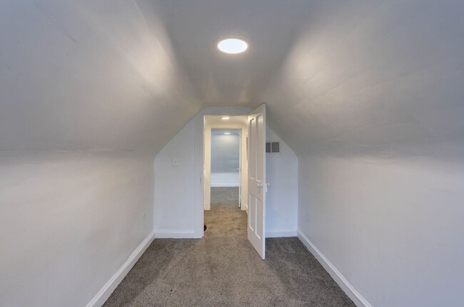 Building Photo - Renovated Single Family 2BR+2Bonus Rm/2.5BA Home in the Heart of Waverly