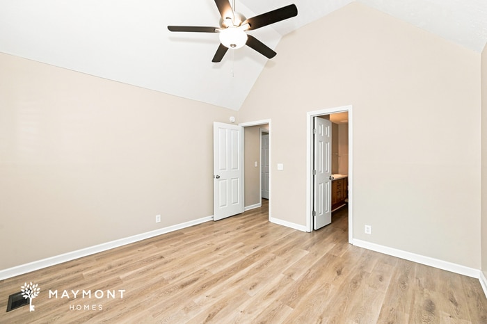 Building Photo - 415 Country Village Dr