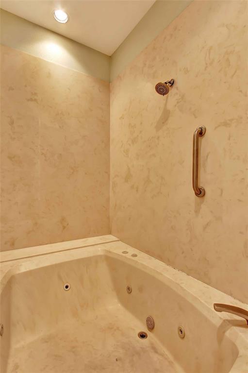 Building Photo - 2208 Trailside Dr