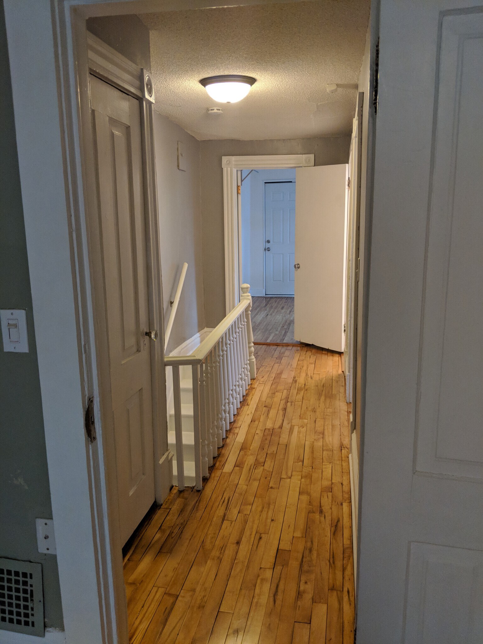 Building Photo - 3244 Humboldt Avenue South