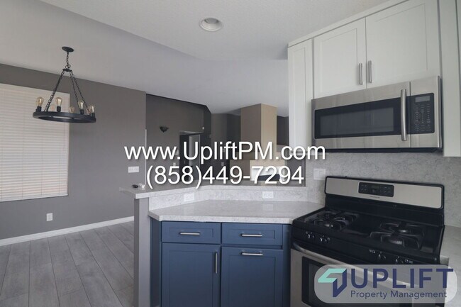 Building Photo - 1337 Serena Cir