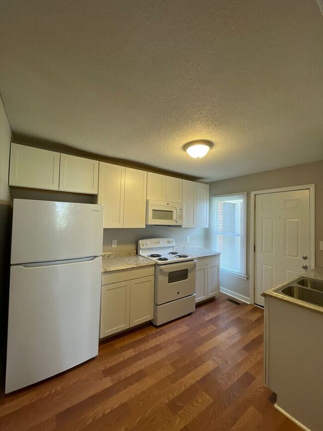 T.R. Lawing Realty Property 3032 Seymour Dr Charlotte NC 28208