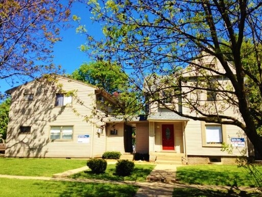 Primary Photo - Stoughton Place