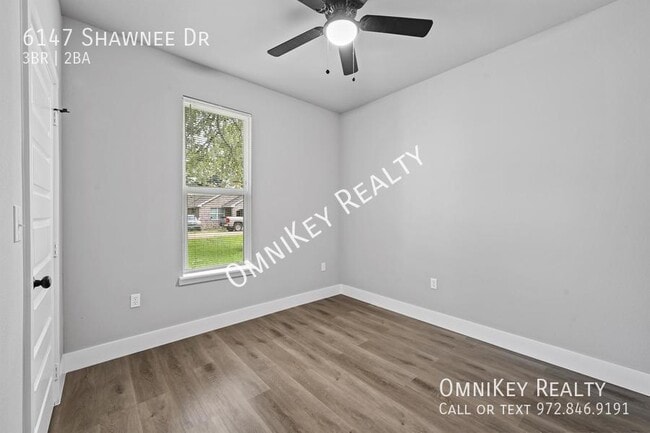Building Photo - 6147 Shawnee Dr