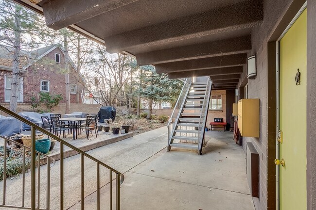 Building Photo - 50 N Clarkson St