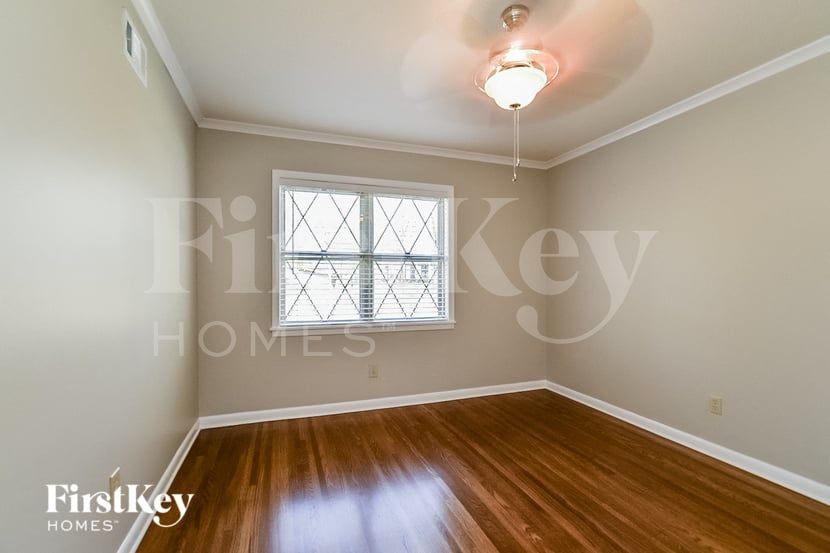 Building Photo - 1769 Great Oaks Cove