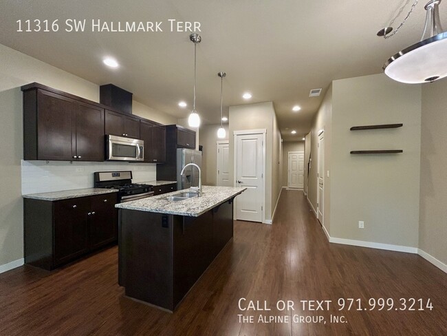 Building Photo - 11316 SW Hallmark Terrace