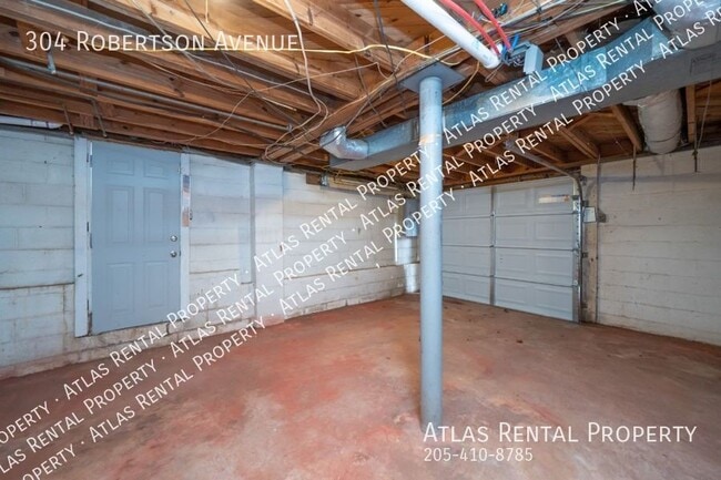 Building Photo - 304 Robertson Ave