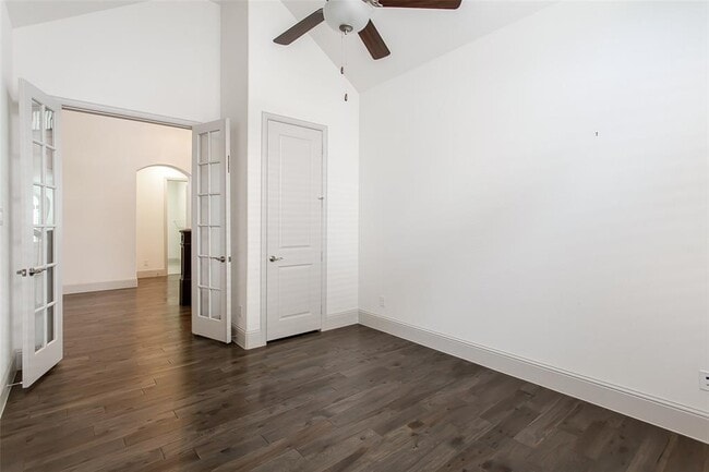 Building Photo - 2006 Pear Tree Dr