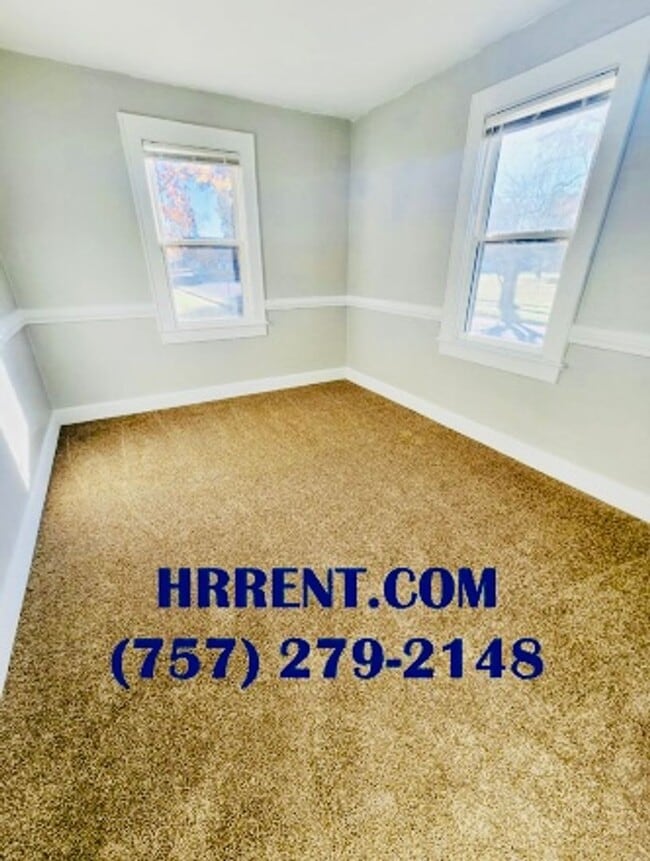 Building Photo - Coming Soon.....Awesome Renovated 4 Bedroom 1.5 Bathroom Single Family Home located in the Westha...