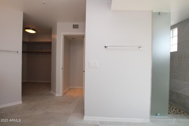 Building Photo - 5844 E Carefree Mountain Dr
