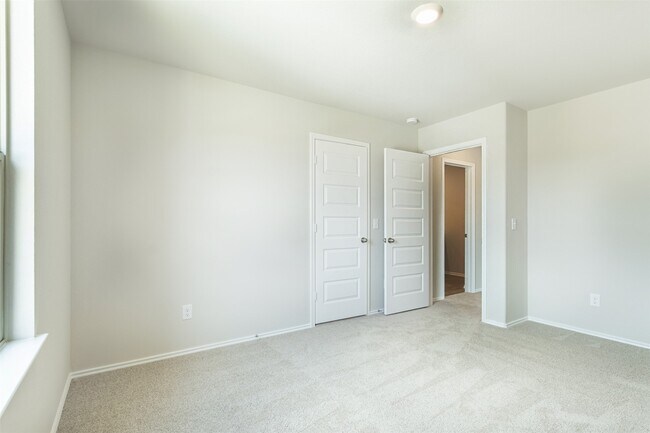 Building Photo - 8205 Red Spruce St