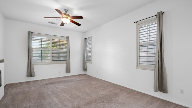 Building Photo - Spacious 4-Bedroom Home with Bonus Room – ...