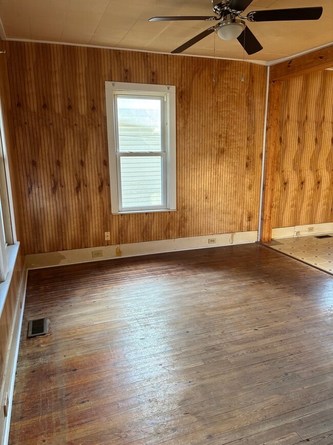 Building Photo - 311 Monroe St