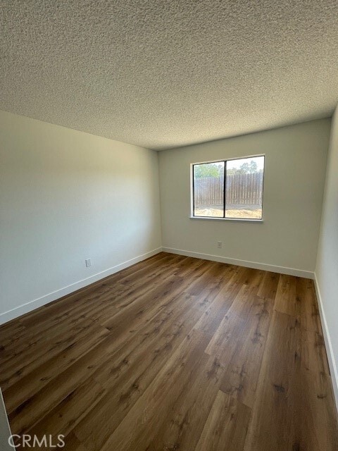 Building Photo - 1009 Symeron Ct