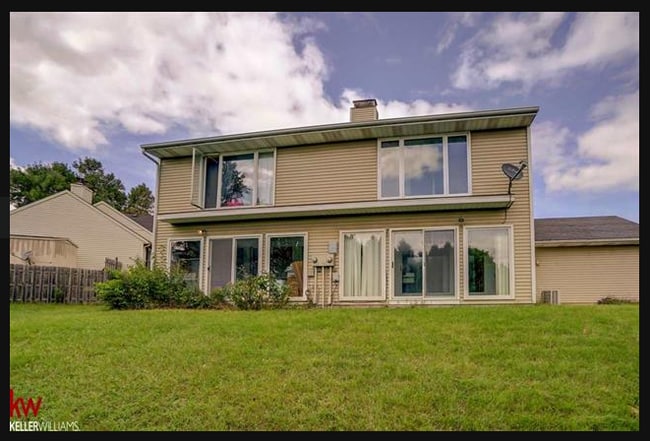 Building Photo - 13 Westover Ct